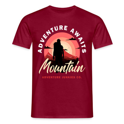 Men's Hiking & Walking T-Shirt - brick red